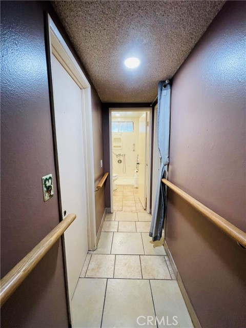24224 Spicewood Lane, Harbor City CA: https://media.crmls.org/medias/c3a0bbf1-85ae-439c-bd25-79f2006c1ba1.jpg