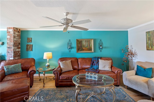 Detail Gallery Image 9 of 48 For 1469 Chalgrove Dr, Corona,  CA 92882 - 3 Beds | 2/1 Baths