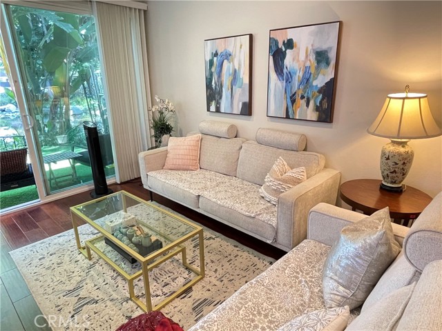 249 Pineview, Irvine CA: https://media.crmls.org/medias/c3a1a8aa-4421-48a9-8e51-596720c6f062.jpg