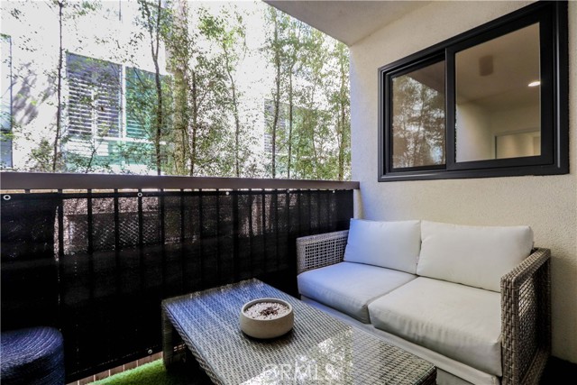 Detail Gallery Image 17 of 34 For 911 N Kings Rd #118,  West Hollywood,  CA 90069 - 2 Beds | 2 Baths