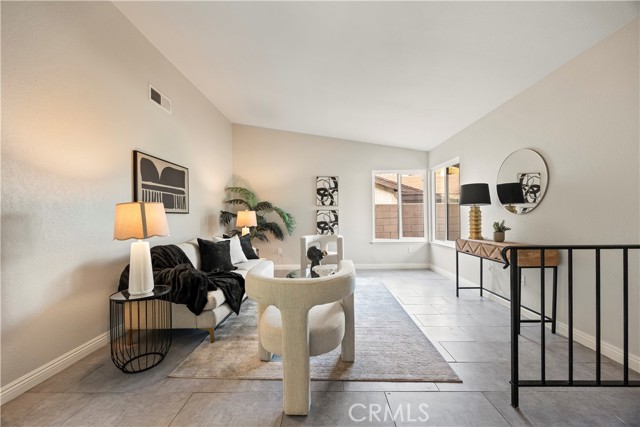 Detail Gallery Image 4 of 32 For 423 Montezuma St, Ontario,  CA 91762 - 3 Beds | 2 Baths