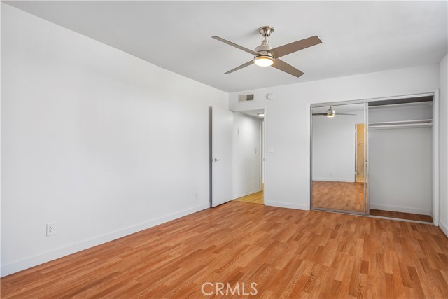 5429 Newcastle Avenue, Encino CA: https://media.crmls.org/medias/c3a37aa4-09cf-4e2b-bfd0-a21443e12b86.jpg