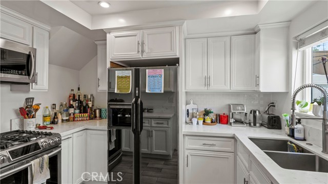 6692 Palma Circle, Yorba Linda CA: https://media.crmls.org/medias/c3a47f96-9786-463f-93e7-9720ba30d961.jpg