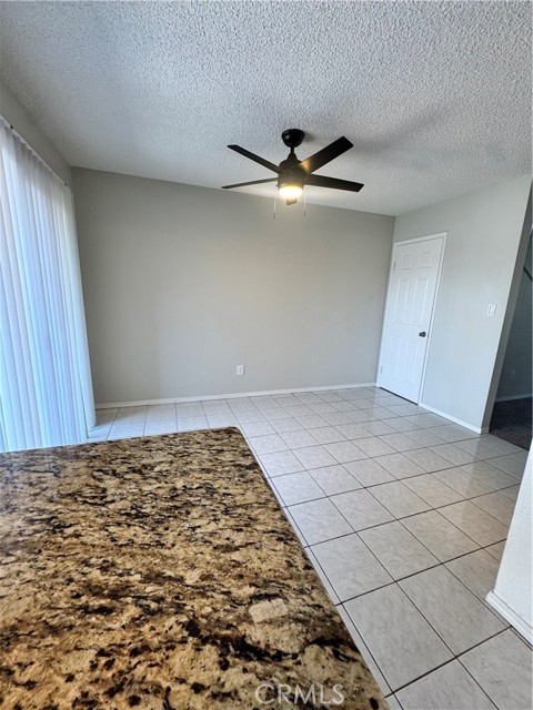 Detail Gallery Image 3 of 8 For 2255 Cahuilla St #140,  Colton,  CA 92324 - 2 Beds | 1/1 Baths