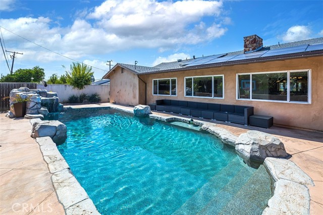 1006 W Dorothy Drive, Brea CA: https://media.crmls.org/medias/c3a56e62-eabe-4e19-b761-95cab21ccbf3.jpg