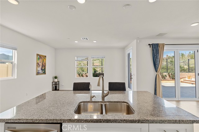 Detail Gallery Image 20 of 52 For 24655 Acadia, Corona,  CA 92883 - 4 Beds | 3 Baths
