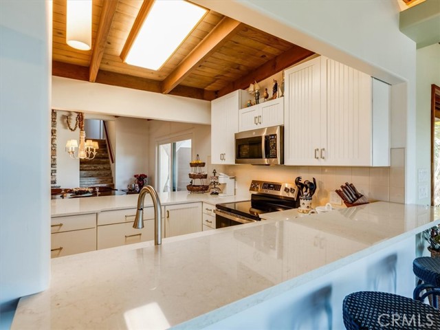 Detail Gallery Image 17 of 75 For 430 Olive St, Morro Bay,  CA 93442 - 3 Beds | 4 Baths