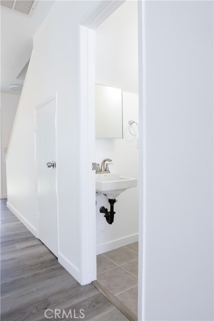 Detail Gallery Image 26 of 33 For 2709 S Baker St, Santa Ana,  CA 92707 - 2 Beds | 1/1 Baths