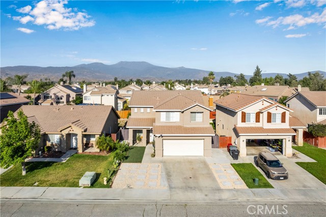 1335 Exeter Court, San Jacinto CA: https://media.crmls.org/medias/c3a6d090-9975-453f-a76d-cecdd07151ed.jpg