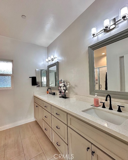 Detail Gallery Image 21 of 44 For 219 Frances Dr, El Cajon,  CA 92019 - 4 Beds | 2/1 Baths