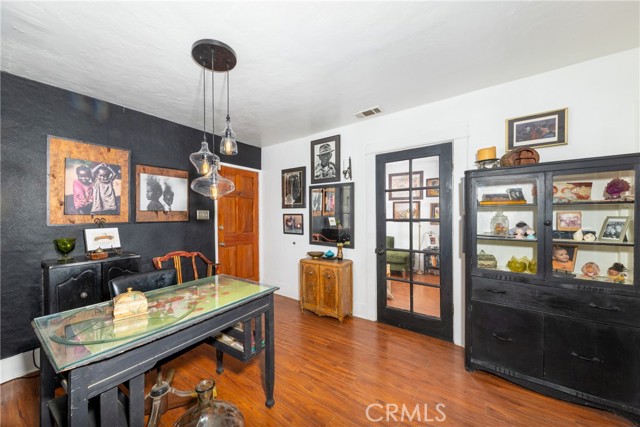 Detail Gallery Image 4 of 28 For 1388 N Lugo, San Bernardino,  CA 92404 - 2 Beds | 1 Baths