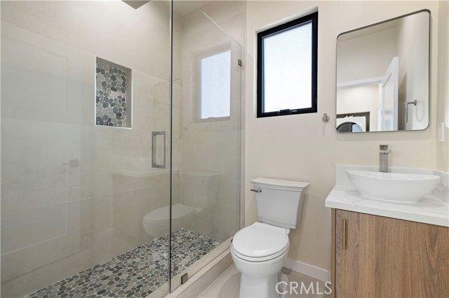 Detail Gallery Image 50 of 73 For 4026 Garden Ave, Los Angeles,  CA 90039 - 5 Beds | 4/2 Baths
