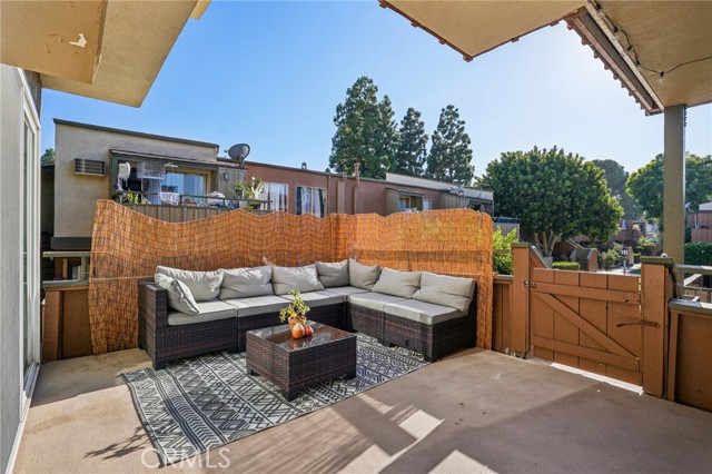 Detail Gallery Image 3 of 19 For 1001 W Stevens #318,  Santa Ana,  CA 92707 - 2 Beds | 1 Baths