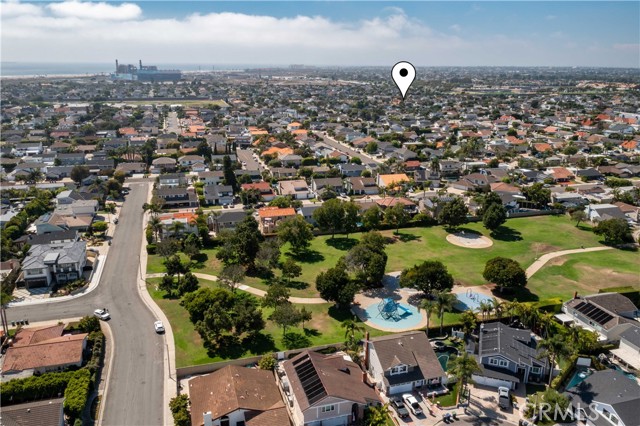 21682 Impala Lane, Huntington Beach CA: https://media.crmls.org/medias/c3a936c5-d07c-48ae-9e51-9ce03c1a36ec.jpg