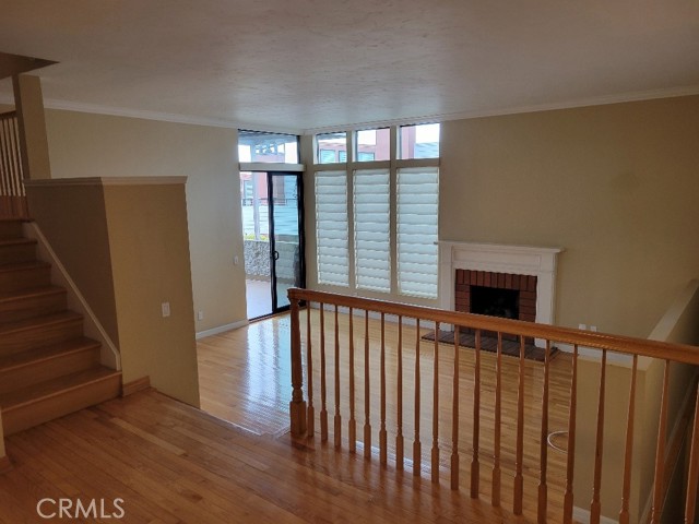 Detail Gallery Image 14 of 19 For 400 Palos Verdes, Redondo Beach,  CA 90277 - 3 Beds | 2/1 Baths