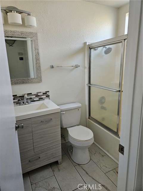 Detail Gallery Image 4 of 5 For 3 Mirlo #81,  Rancho Santa Margarita,  CA 92688 - 2 Beds | 2 Baths