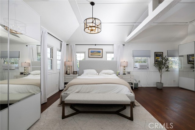 Detail Gallery Image 21 of 42 For 4444 E Vermont St, Long Beach,  CA 90814 - 5 Beds | 1/1 Baths