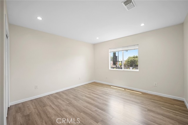 8302 Webb Avenue, Sun Valley CA: https://media.crmls.org/medias/c3ab6d73-9568-4827-a237-36cce7cba4c9.jpg