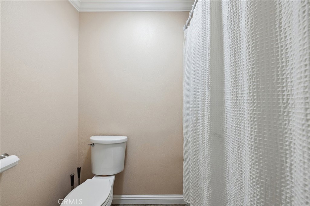 https://media.crmls.org/medias/c3ab7699-f39c-44b4-b13c-e9e31b4b16da.jpg?preset=X-Large