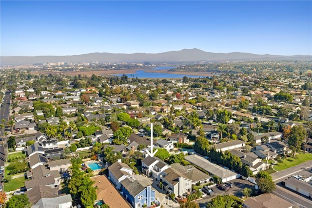 Detail Gallery Image 24 of 29 For 2074 Churchill Ct, Newport Beach,  CA 92660 - 3 Beds | 2/1 Baths