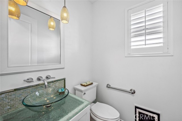 Detail Gallery Image 30 of 66 For 402 22nd St, Huntington Beach,  CA 92648 - 3 Beds | 3/1 Baths