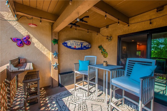 16551 Grunion, Huntington Beach CA: https://media.crmls.org/medias/c3ac7f32-0dbf-465a-845e-02938828928a.jpg