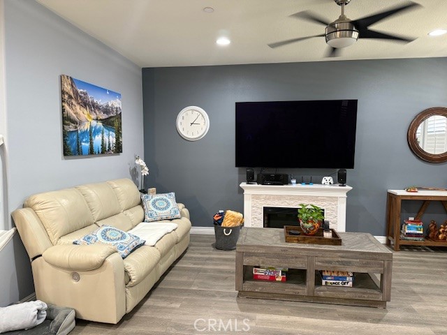 16001 Chase Road, Fontana CA: https://media.crmls.org/medias/c3ace449-8749-4529-9172-41666aa8077b.jpg