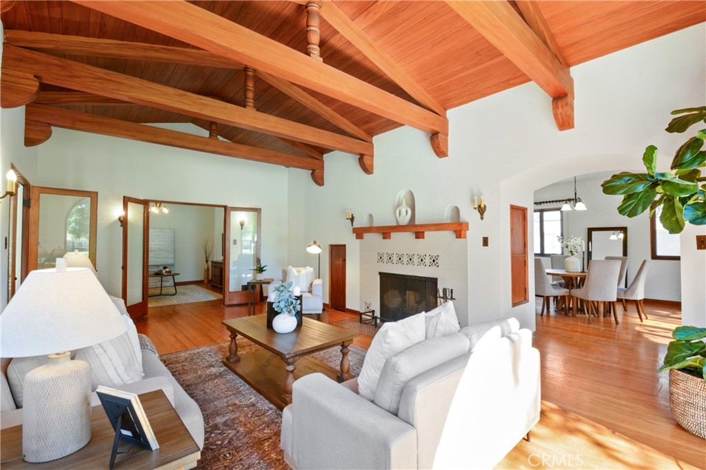 MLS #CV25169760 img 3