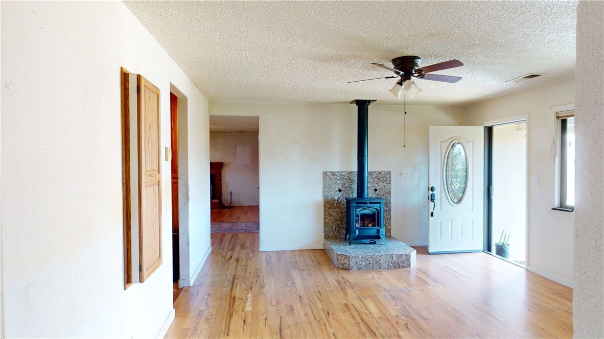 Detail Gallery Image 6 of 37 For 1752 Tehama Ave, Oroville,  CA 95965 - 3 Beds | 2 Baths