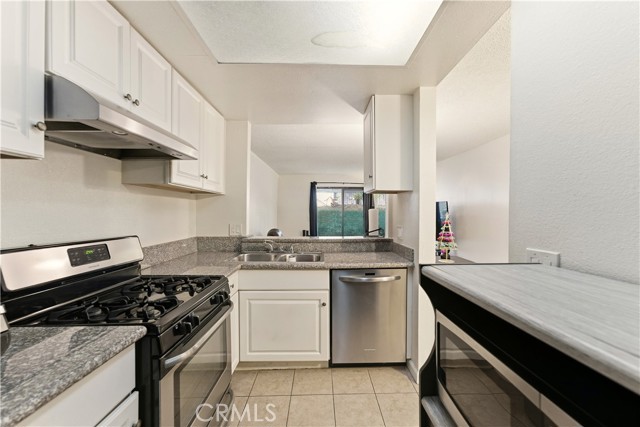 Detail Gallery Image 5 of 10 For 600 W 3rd St #B116,  Santa Ana,  CA 92701 - 1 Beds | 1 Baths