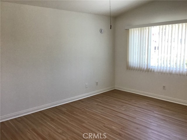 Detail Gallery Image 16 of 41 For 3676 Windstorm Way, Riverside,  CA 92503 - 3 Beds | 2/1 Baths