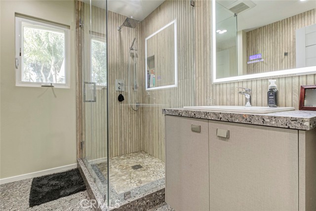 Detail Gallery Image 21 of 75 For 10555 Art St, Shadow Hills,  CA 91040 - 2 Beds | 3 Baths