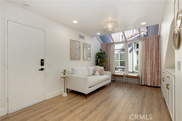 Detail Gallery Image 16 of 34 For 2332 Aspen St, Tustin,  CA 92782 - 3 Beds | 2/1 Baths