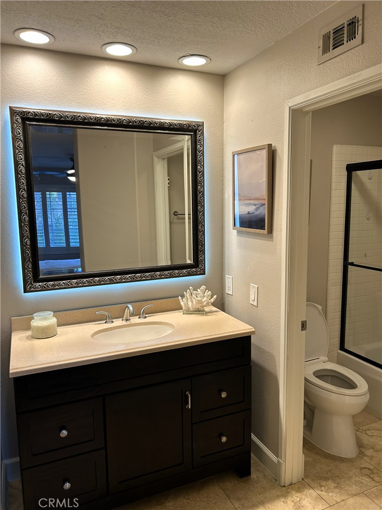 https://media.crmls.org/medias/c3b38aac-336c-47a6-8574-e948664080a0.jpg?preset=X-Large