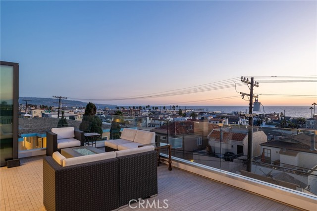 1737 Manhattan Avenue, Hermosa Beach CA: https://media.crmls.org/medias/c3b39509-722e-4c17-b3bb-4b2438ebdb1d.jpg