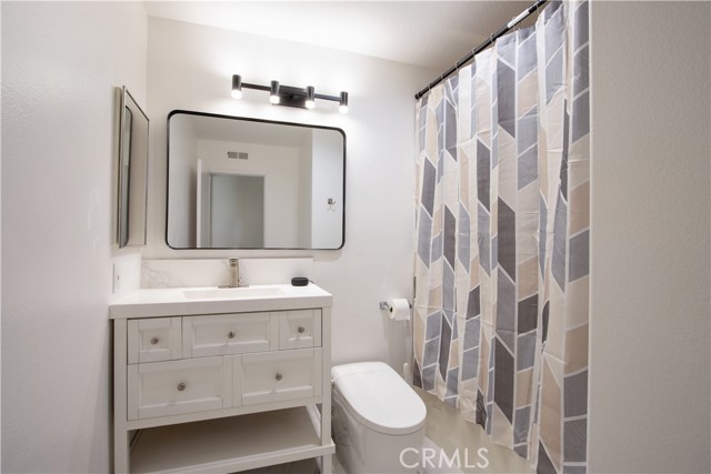 44632 Camino. Gonzales, Temecula CA: https://media.crmls.org/medias/c3b4723c-910c-4466-965f-39eea3c19d09.jpg