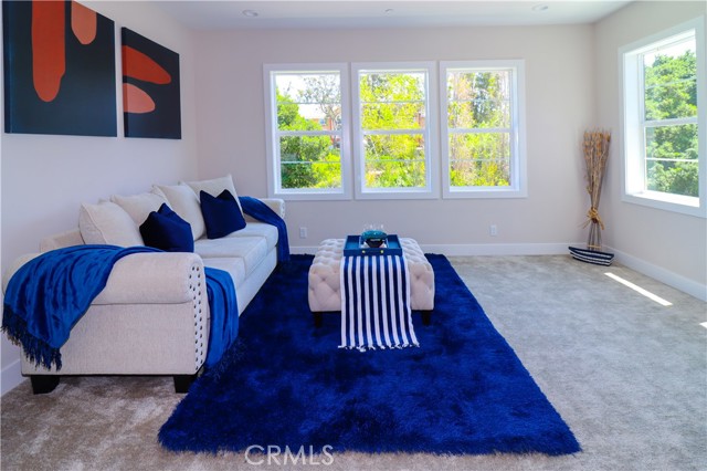 390 Riverbend, Lake Forest CA: https://media.crmls.org/medias/c3b491d3-2c6e-4459-ada9-cd656aae2498.jpg