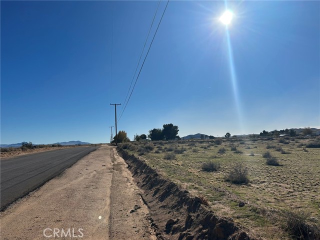 Detail Gallery Image 3 of 4 For 0 Valley Wells Road Npn-0494-291-21-0000, Hinkley,  CA 92347 - – Beds | – Baths
