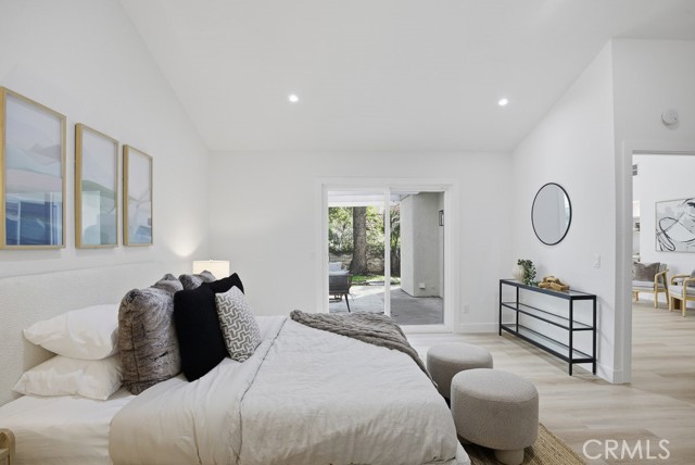 Detail Gallery Image 20 of 52 For 1069 Belleza St, Camarillo,  CA 93012 - 2 Beds | 2 Baths