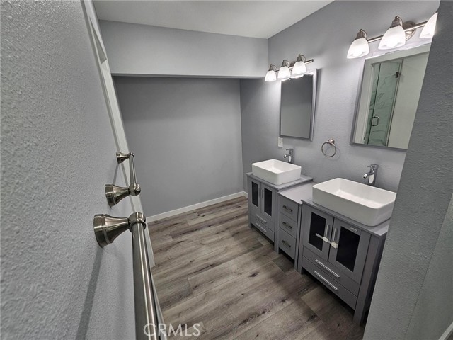 Detail Gallery Image 13 of 19 For 5437 Mead Dr, Buena Park,  CA 90621 - 3 Beds | 2/1 Baths