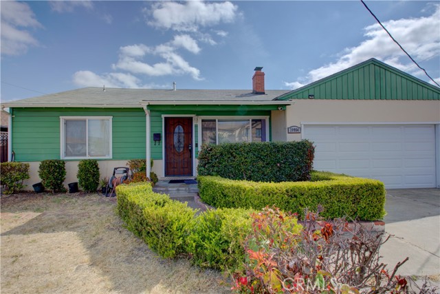 Detail Gallery Image 1 of 1 For 20954 Hathaway Ave, Hayward,  CA 94541 - 4 Beds | 2 Baths