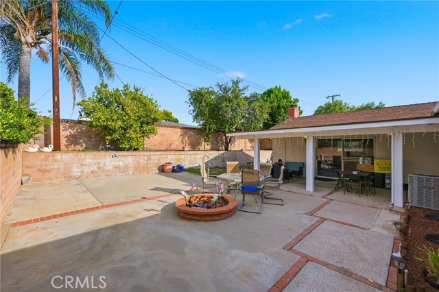27828 Parkvale, Santa Clarita CA: https://media.crmls.org/medias/c3b6755c-442a-46bd-b33a-90b38973924b.jpg