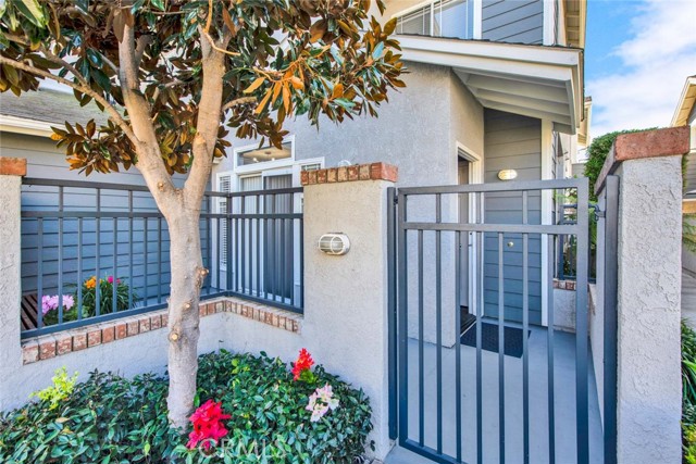 Detail Gallery Image 1 of 1 For 11921 Heil Ave, Fountain Valley,  CA 92708 - 2 Beds | 1/1 Baths
