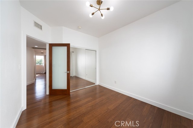 Detail Gallery Image 9 of 21 For 1615 Stoner Ave #3,  Los Angeles,  CA 90025 - 4 Beds | 3/1 Baths