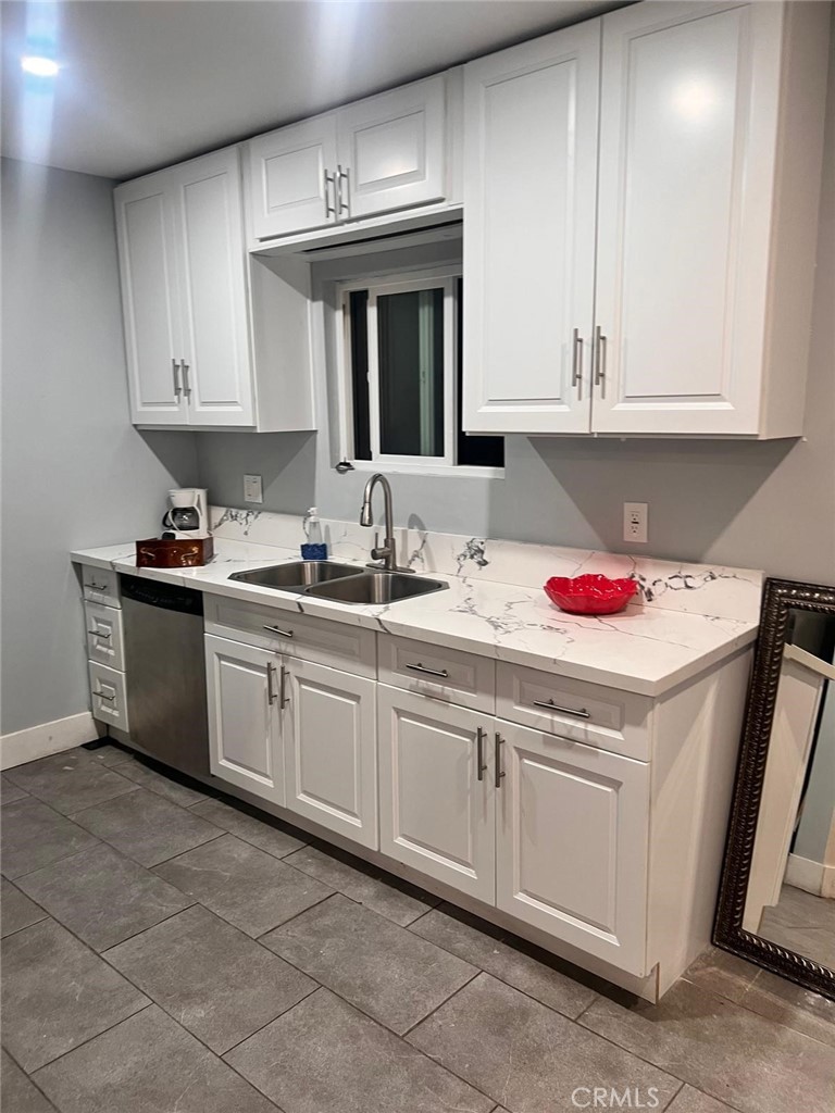 MLS #IN25270424 image #8