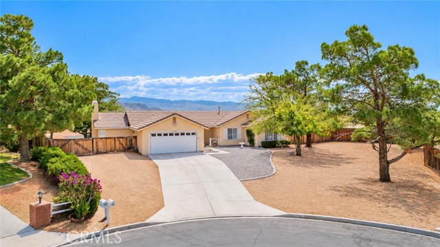 4 Bed Home for Sale in Apple Valley, California