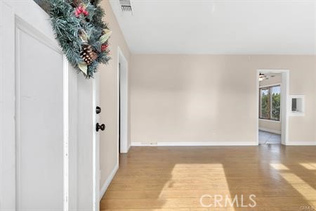 Detail Gallery Image 6 of 31 For 15115 Leadwell St, Van Nuys,  CA 91405 - 2 Beds | 1 Baths