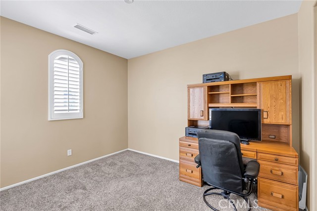 11567 Waterwell Court, Riverside CA: https://media.crmls.org/medias/c3b79a2e-9aef-4496-9dbb-3cf5980f8407.jpg