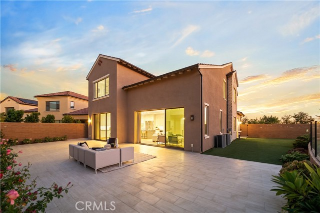 101 Lustro, Irvine CA: https://media.crmls.org/medias/c3b8b169-e3be-4f10-bffb-c5dca7714161.jpg