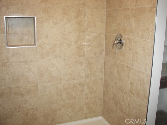 24798 Bernard Drive, Crestline CA: https://media.crmls.org/medias/c3b9778b-8ce4-47fa-b8dc-3a43351e8f31.jpg